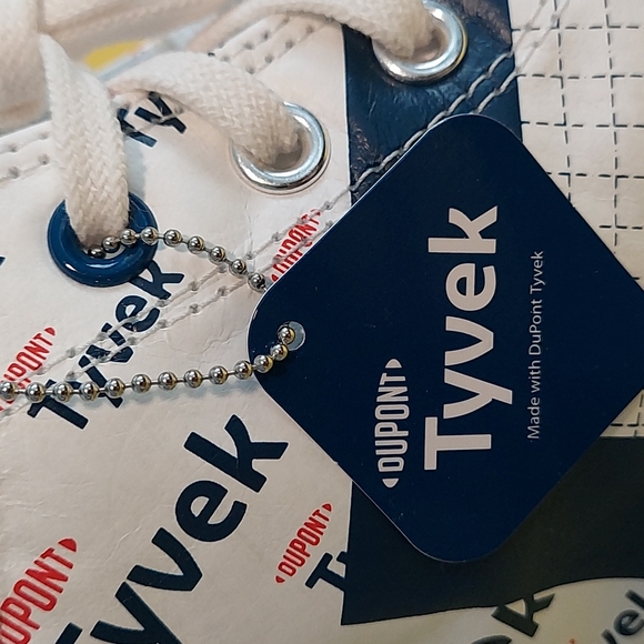 Converse Tyvek Limited Edition High Top Sneaker women's size 7 men's size 5 - Picture 9 of 13